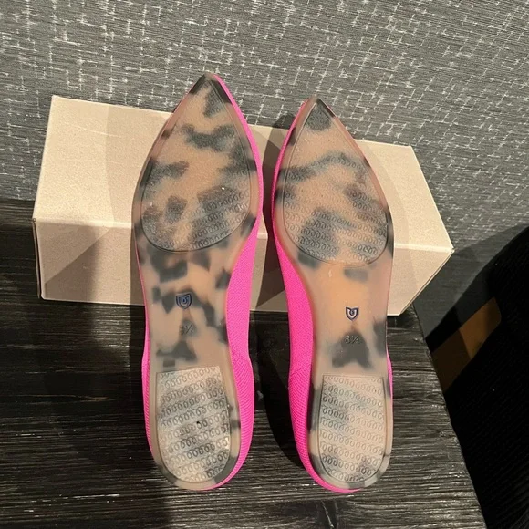 New Rothy’s The Point Flat Shoes Dragon Fruit Pink 8.5 - Picture 10 of 10
